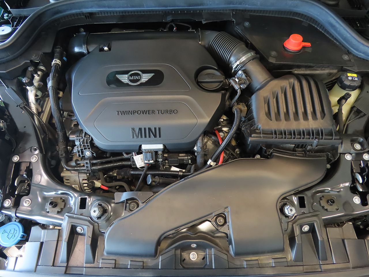 F56 COOPER S D(AT)