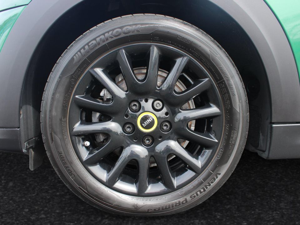 MINI Cooper SE