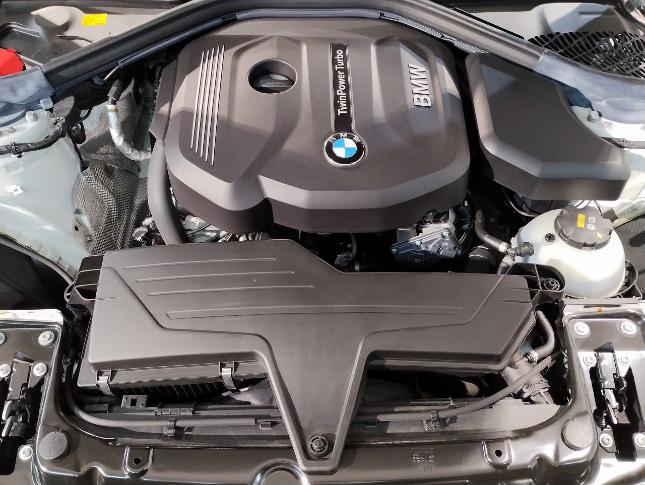 318I TOURING RHD
