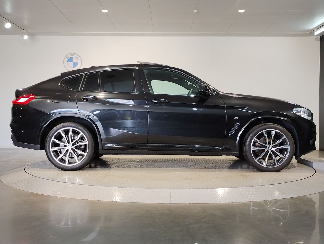 X4 xDrive20d RHD