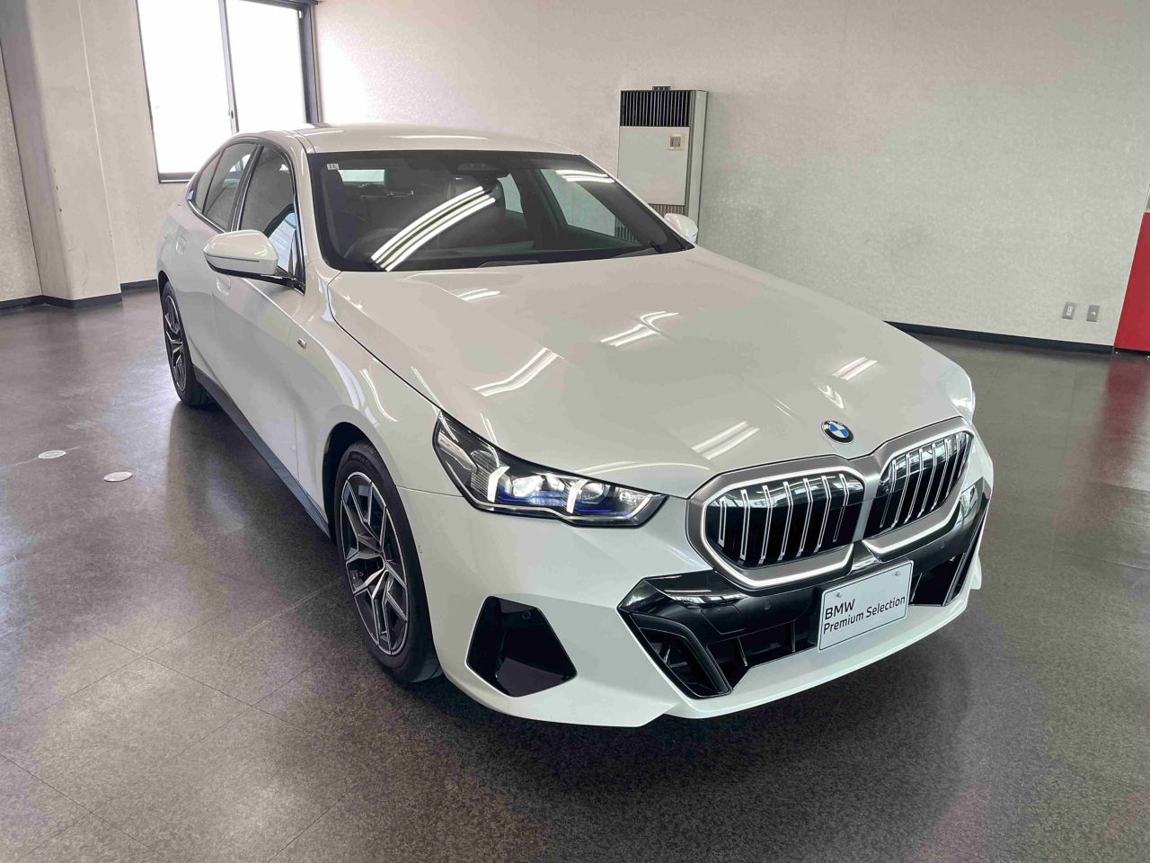 520i Sedan RHD