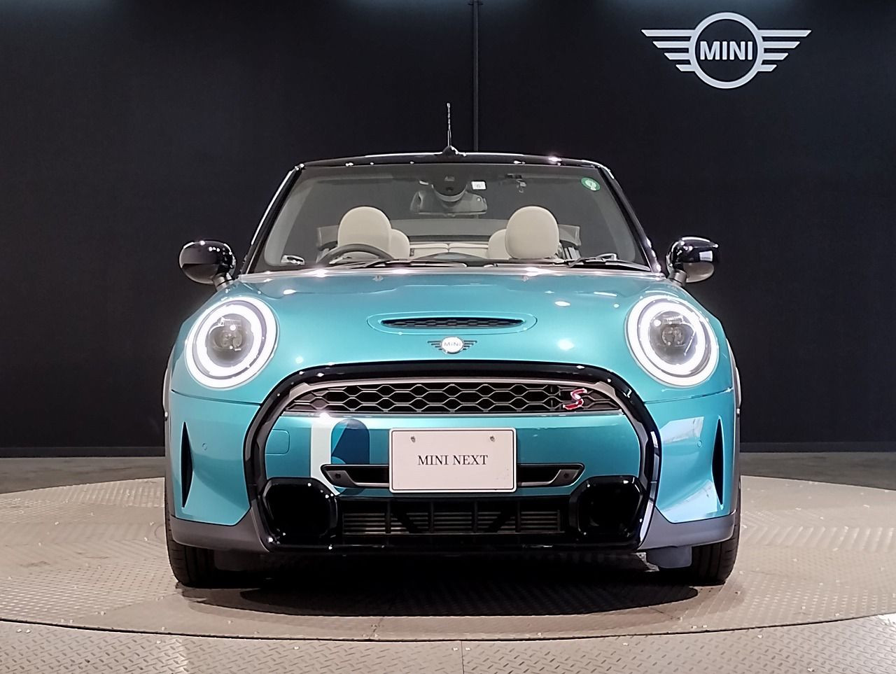 MINI Cooper S Convertible RHD