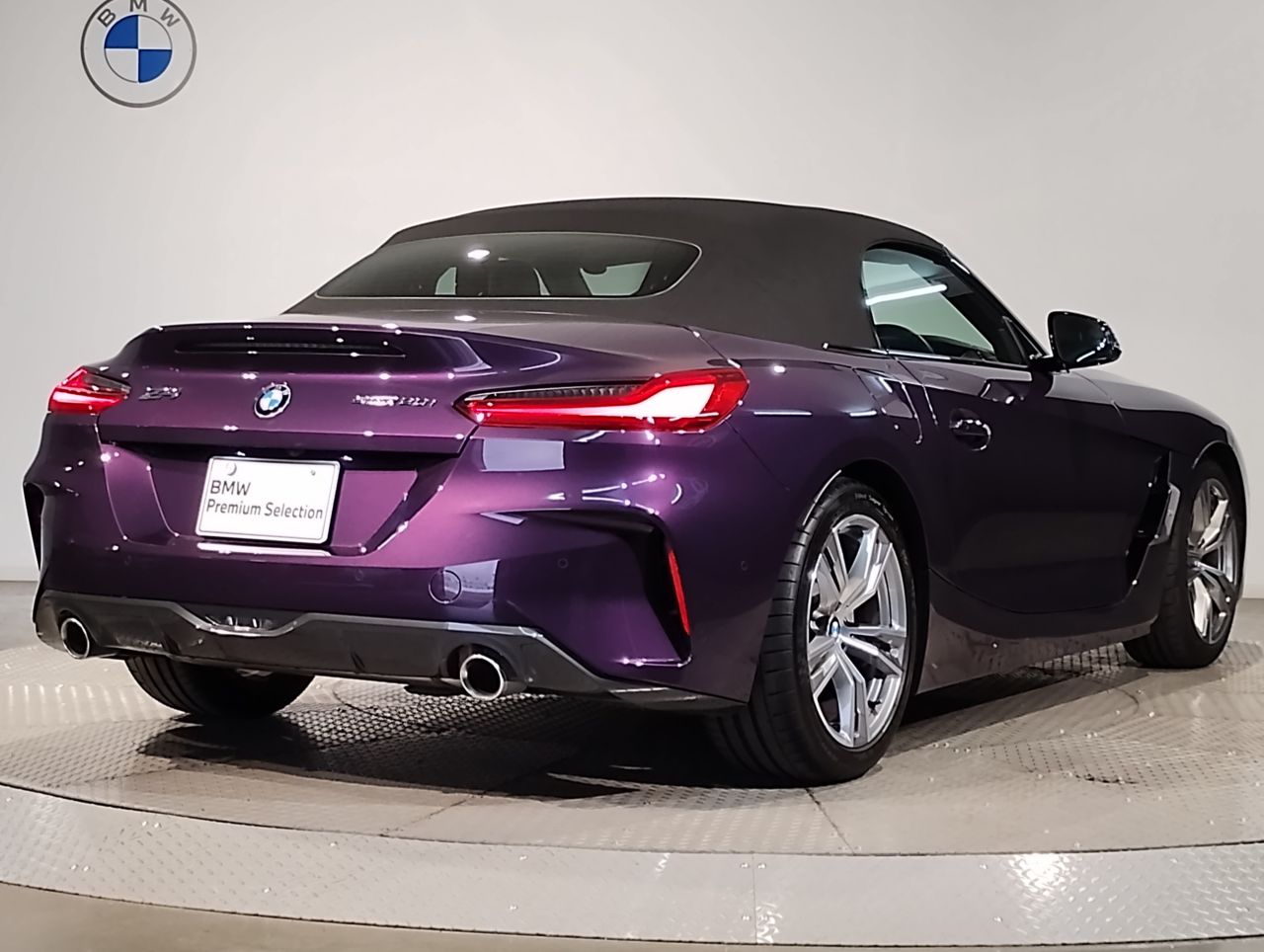 G29 z4 sDrive20i RHD