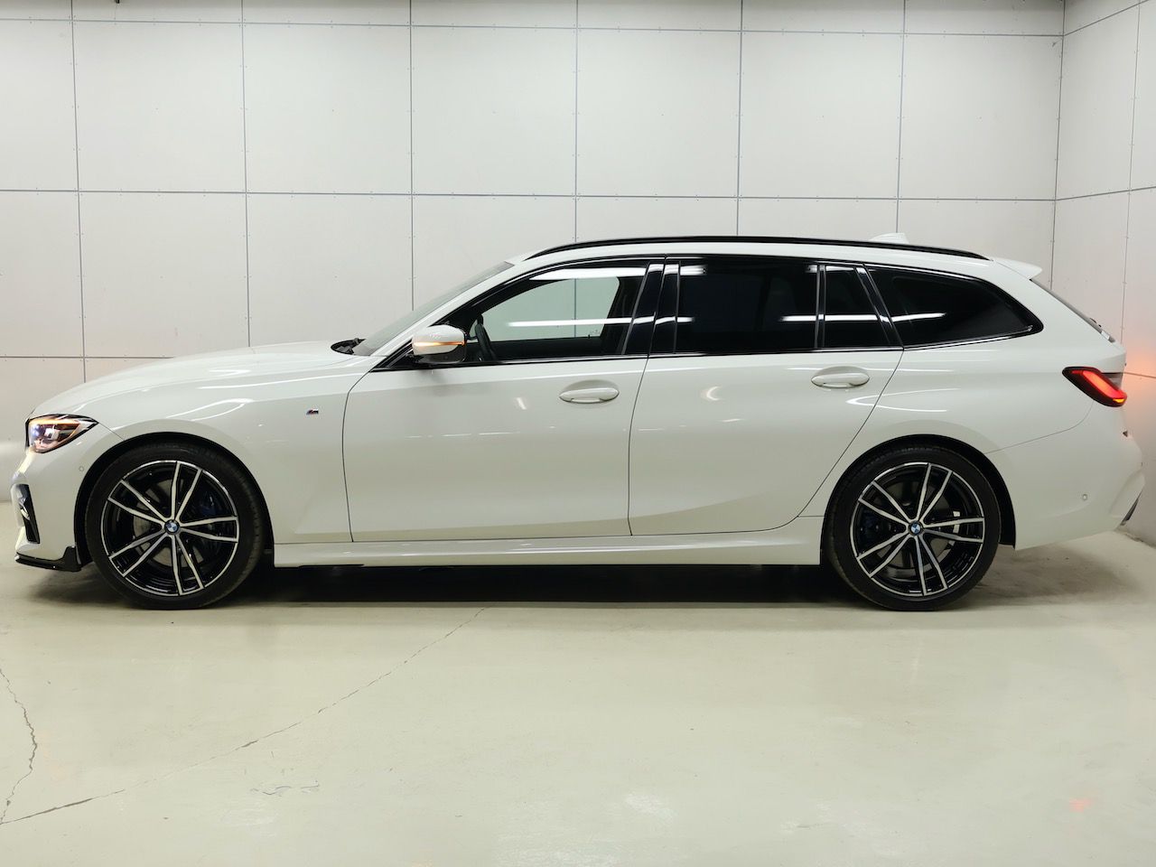 G21 320d xDrive Touring RHD