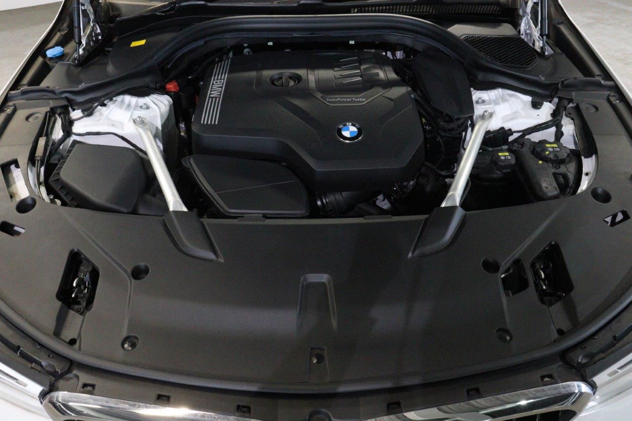 G32 630i SE GT B48 2.0i