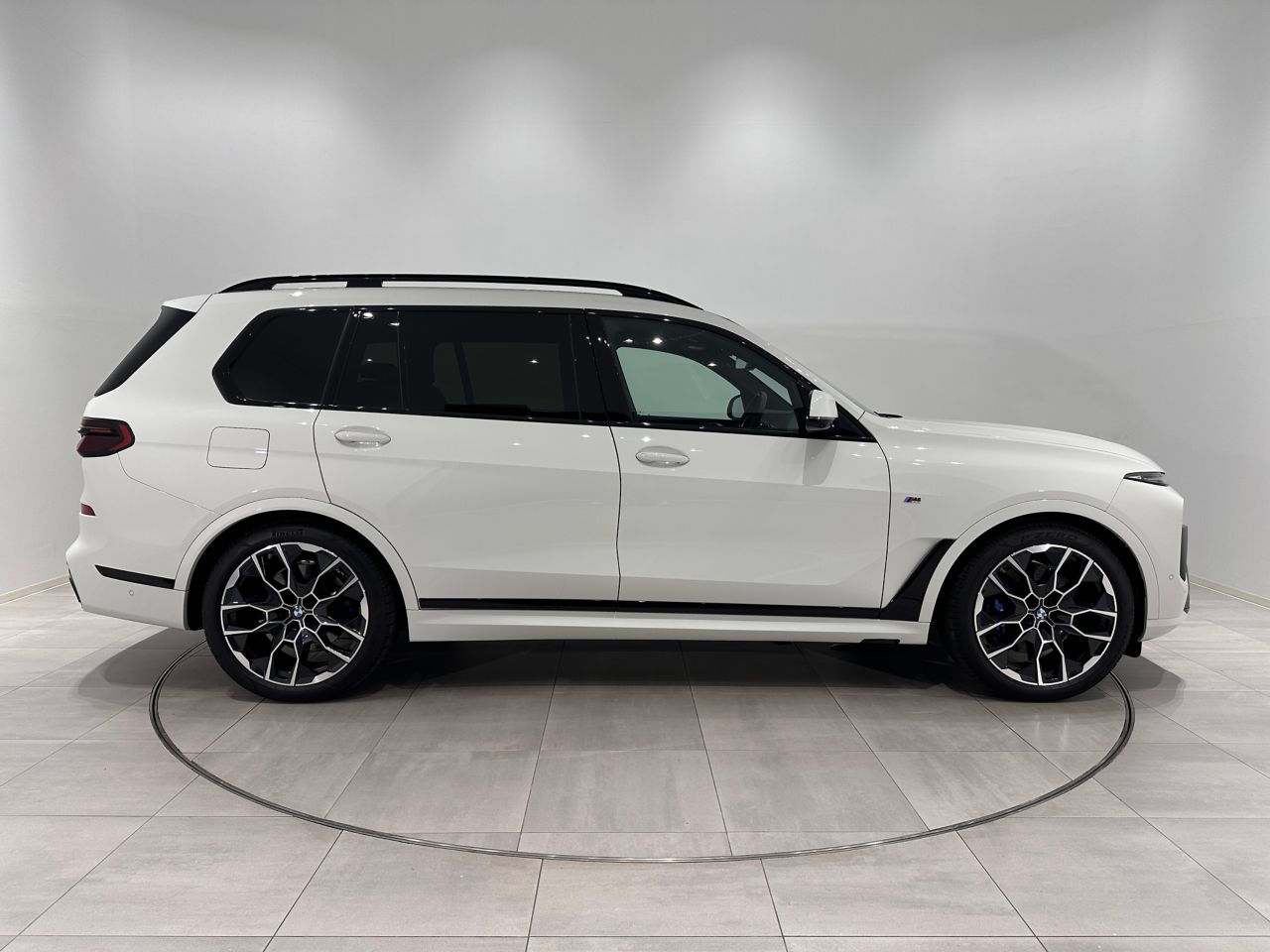 X7 xDrive40d RHD US