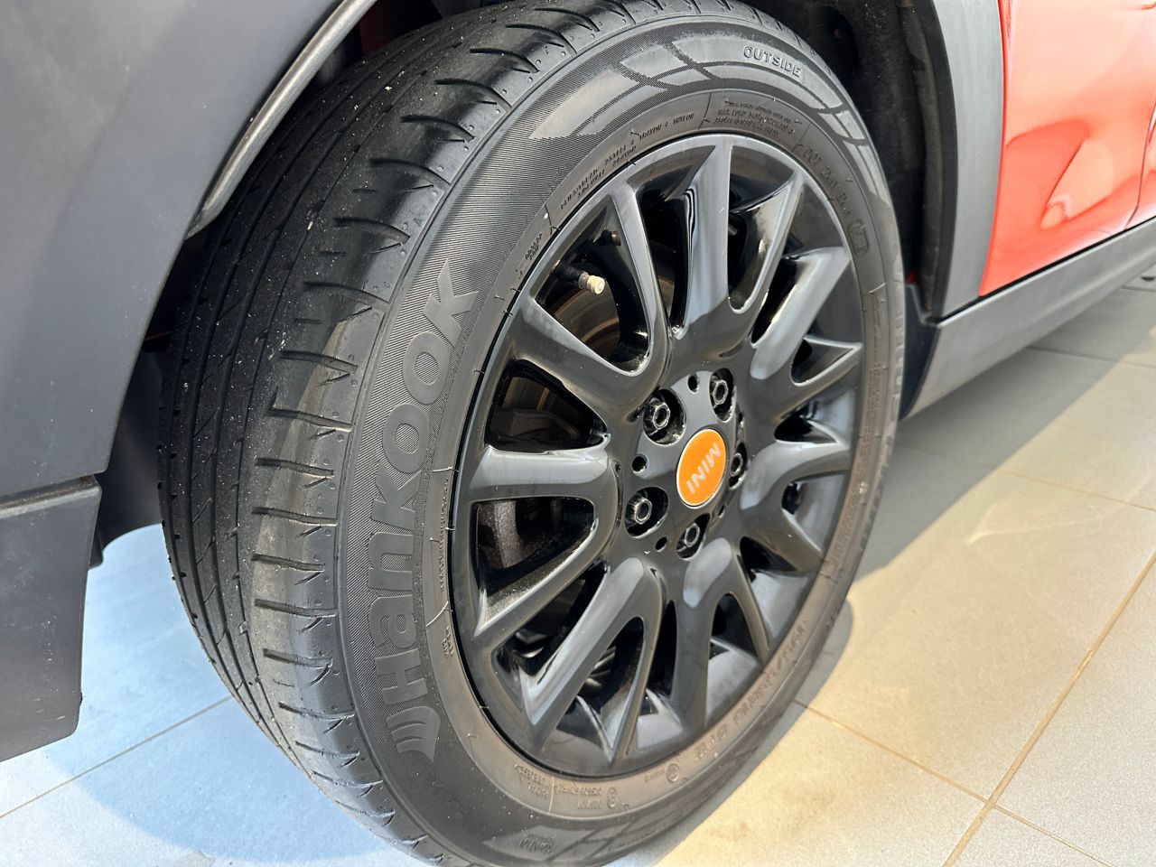 F55 MINI Cooper 5-Door Hatch LCI
