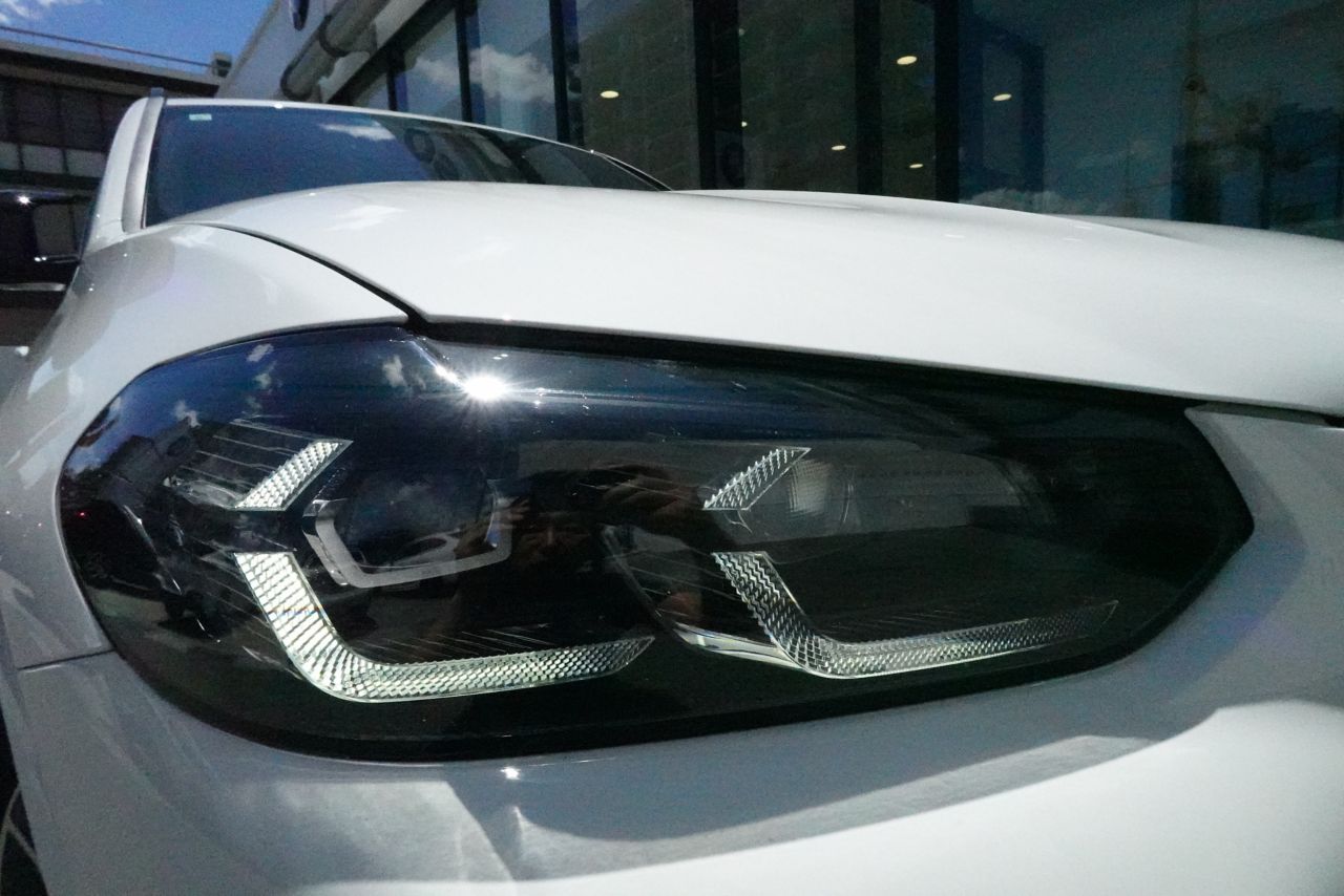 G01 X3 M40d RHD LCI ZA