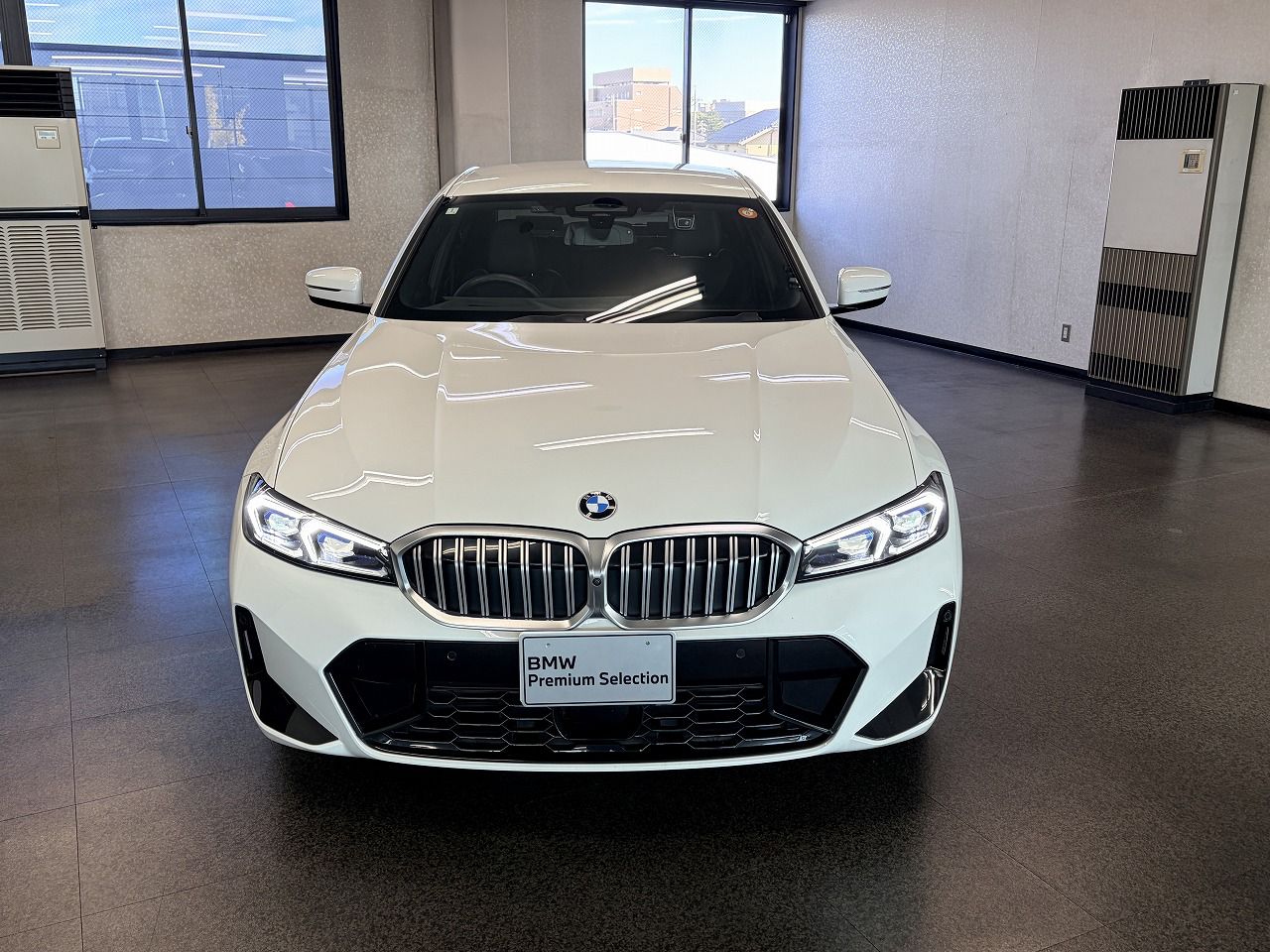 320d xDrive Berline RHD