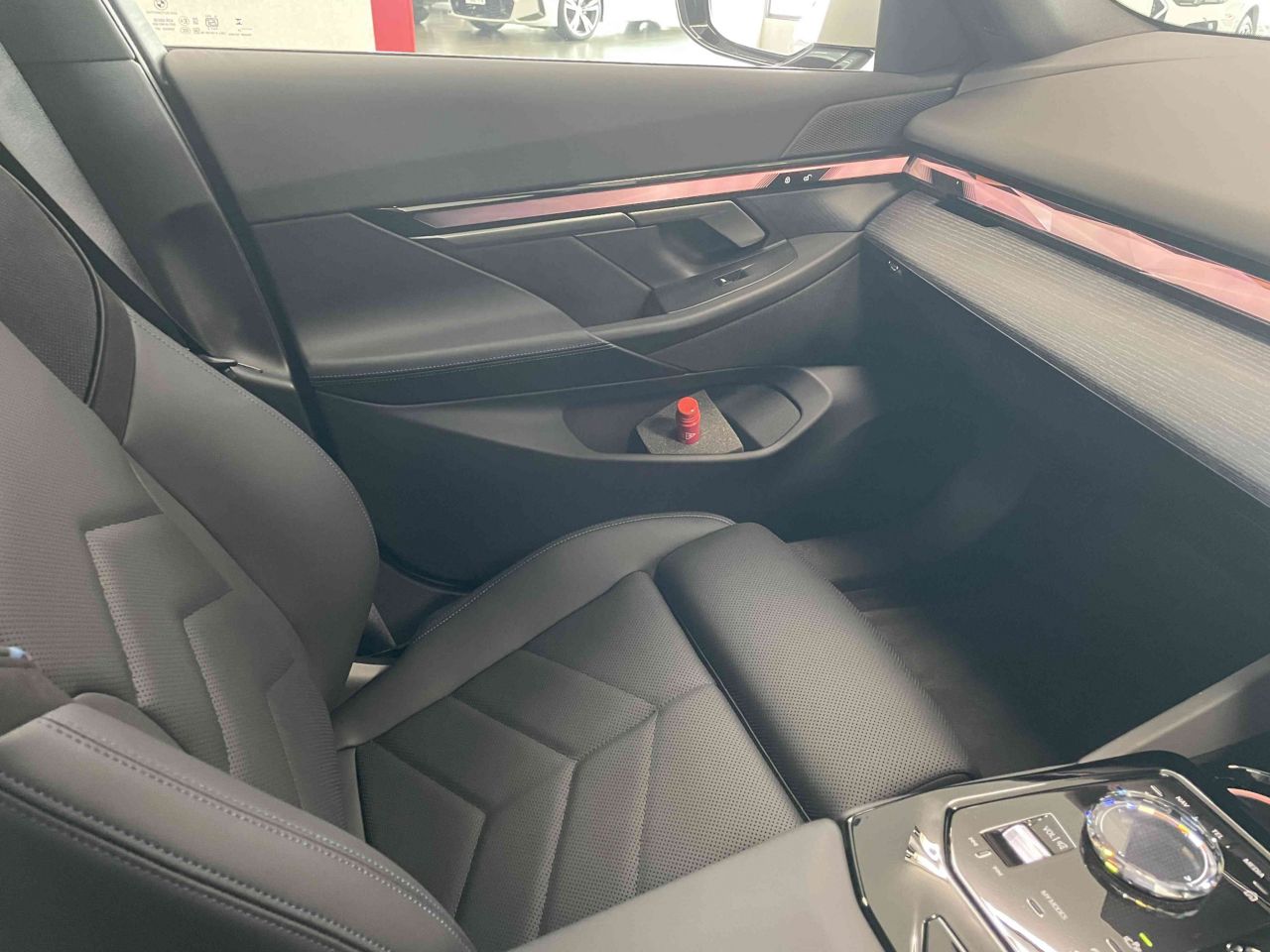 520i Sedan RHD