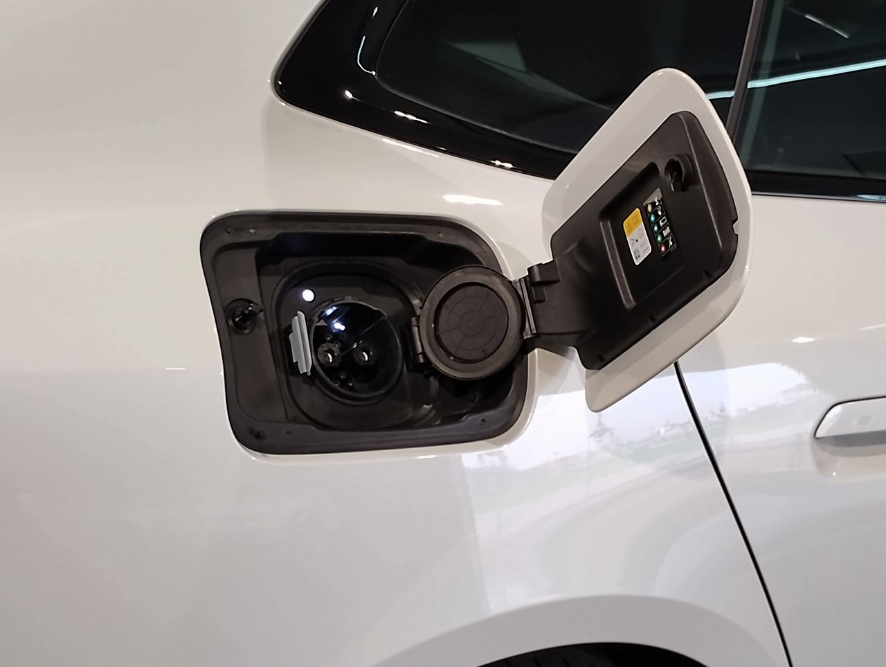G26 i4 M50 RHD