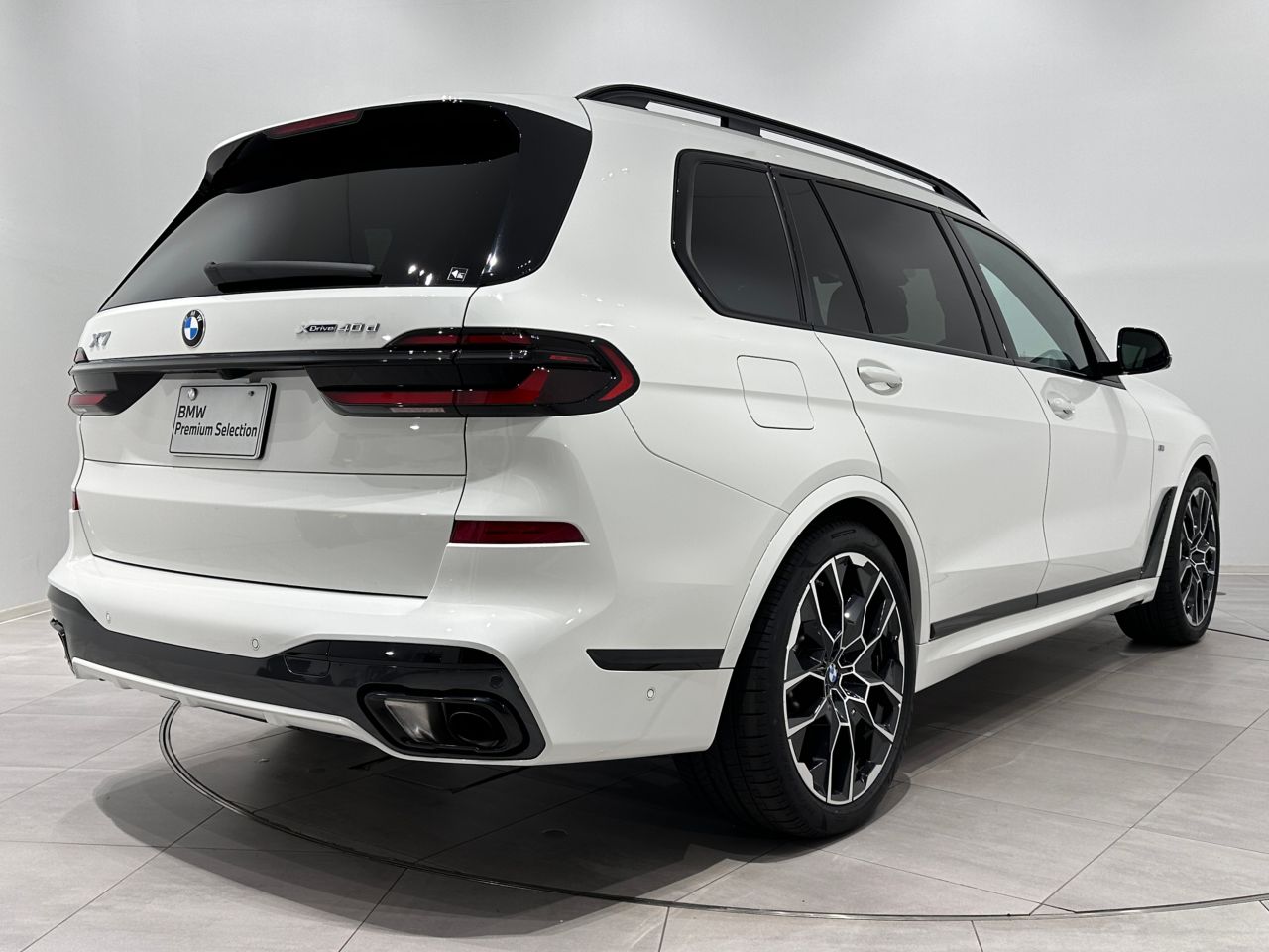 X7 xDrive40d RHD US