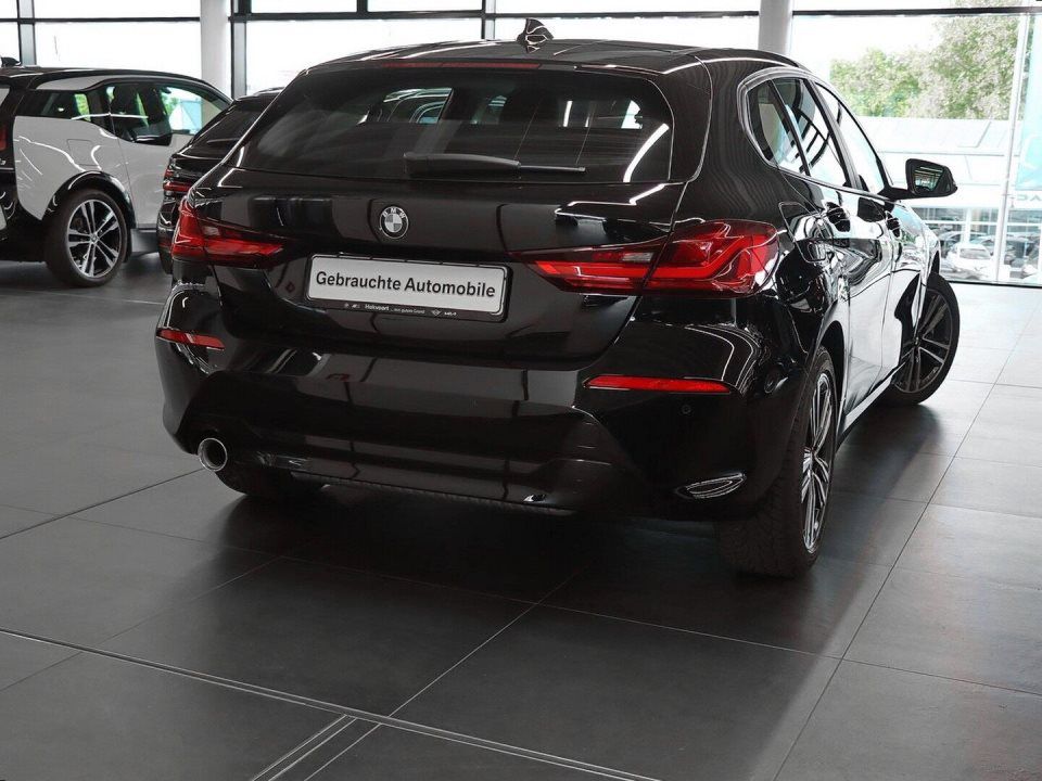 BMW 118