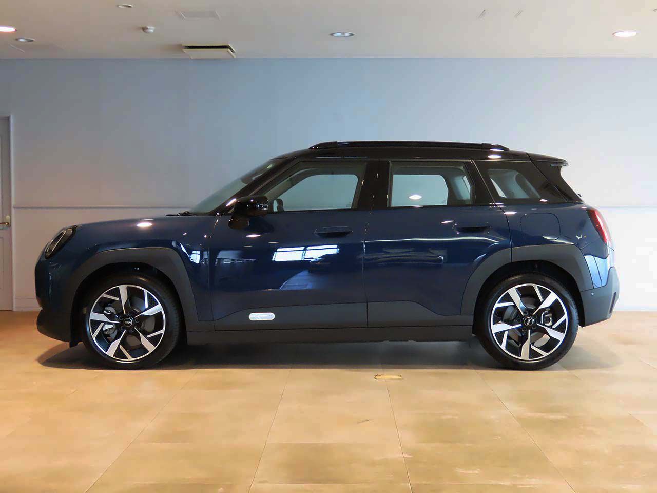 J05 MINI Aceman SE