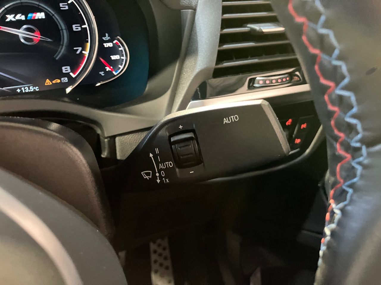 X4 M RHD