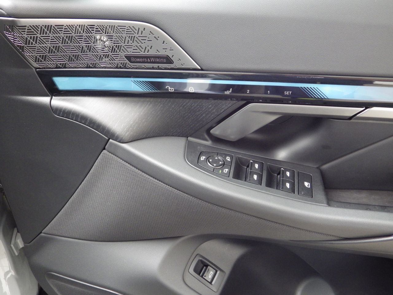 BMW i5 eDrive40 Sedan RHD