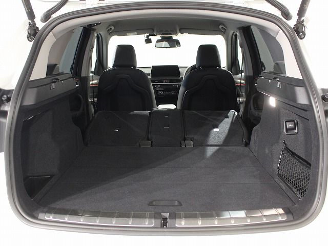 X1 sDrive18i RHD