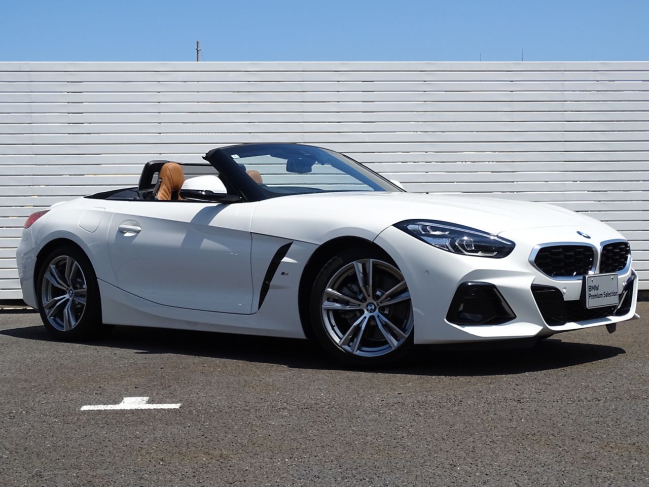 G29 z4 sDrive20i RHD