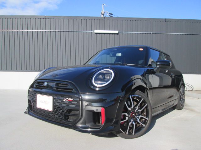 THE NEW MINI JOHN COOPER WORKS