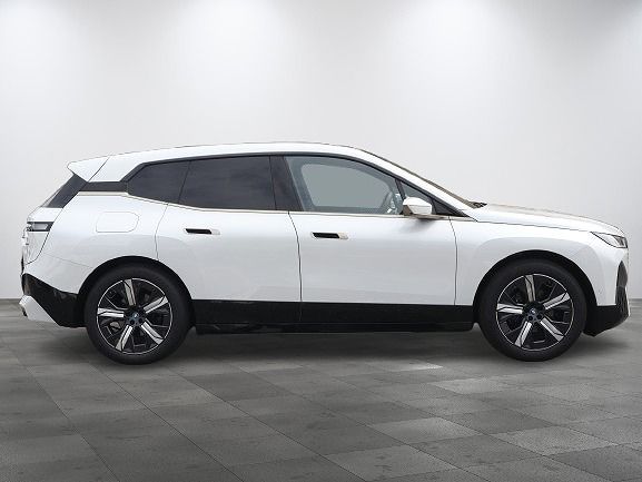 i20 iX xDrive50