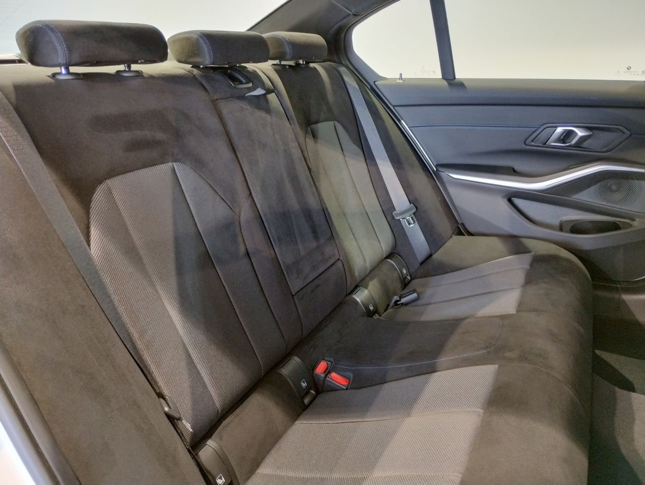 320d xDrive Berline RHD
