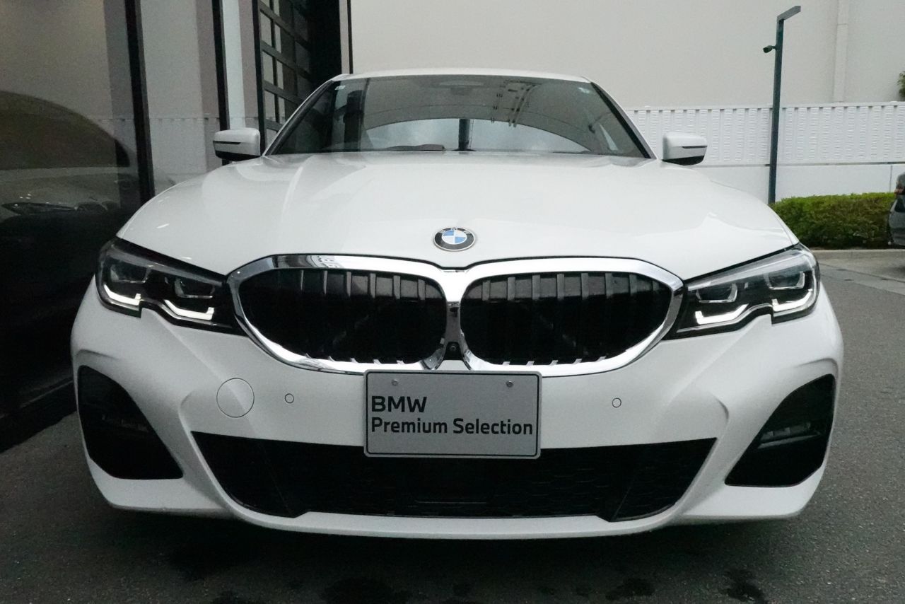 G20 320i Saloon RHD TU