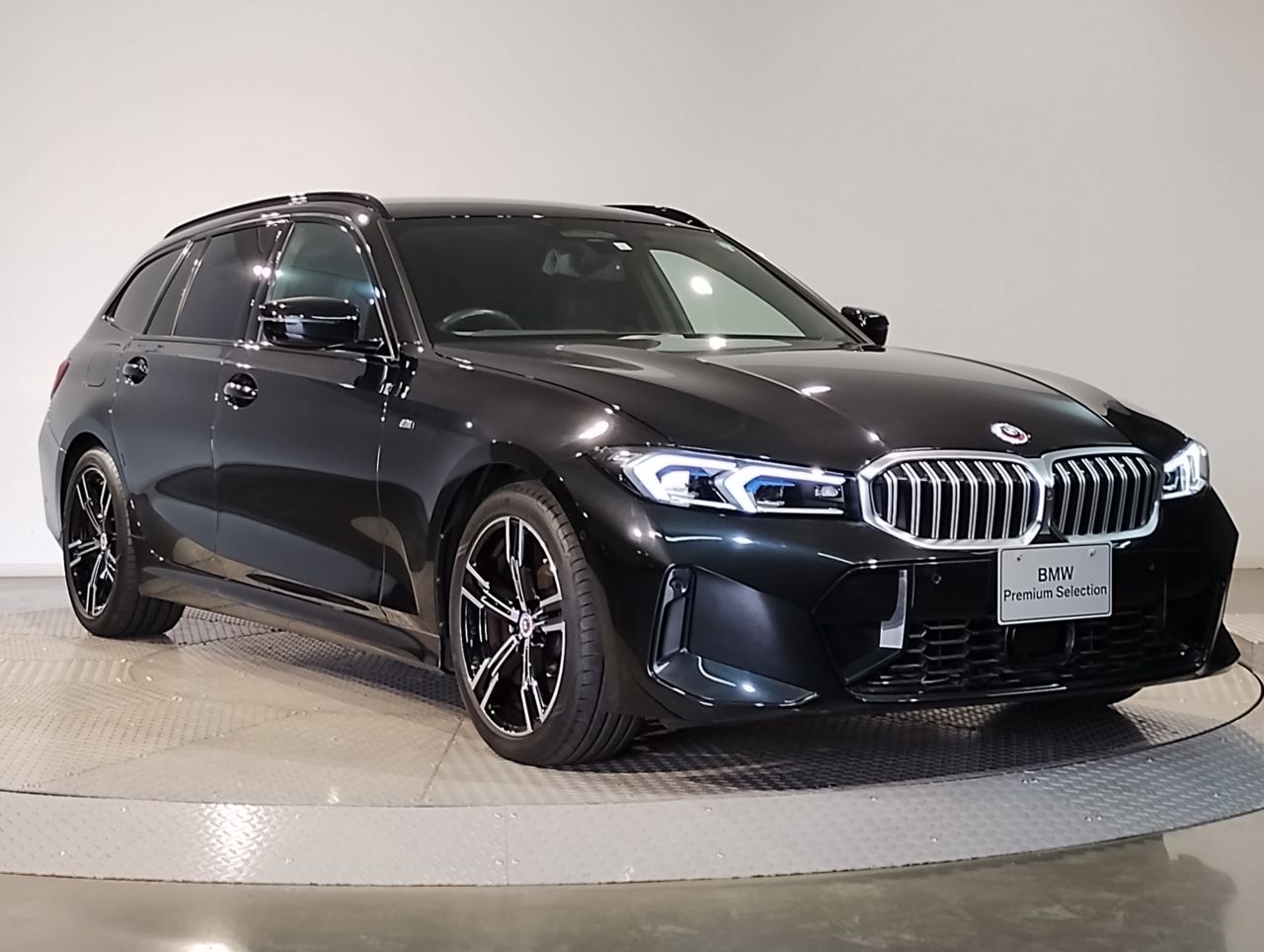 318i Touring RHD