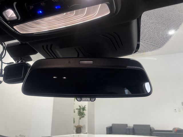 G21 320i RHD