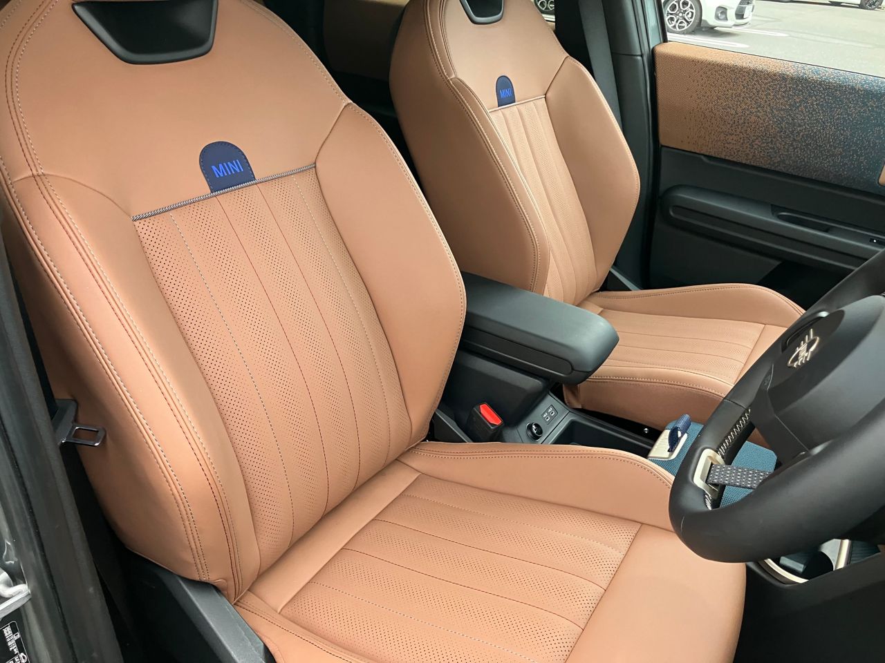 U25 MINI Countryman SE ALL4