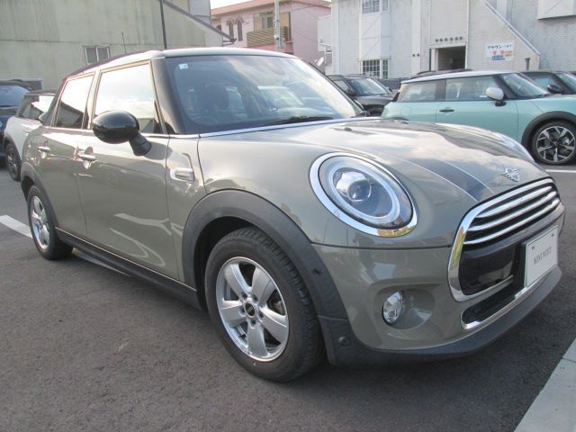 F55 MINI Cooper 5-Door Hatch LCI