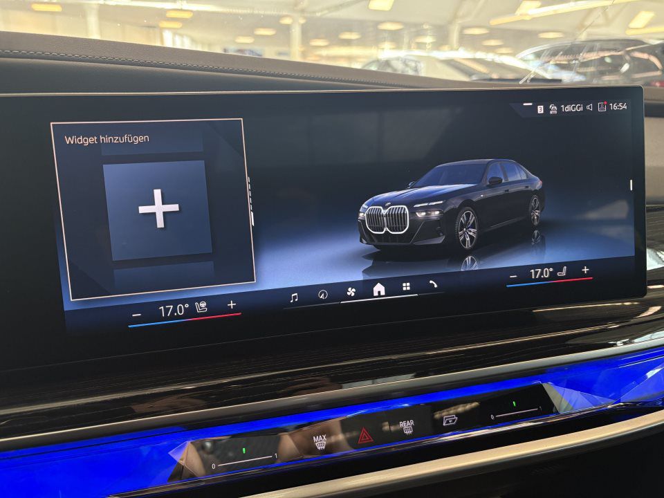 BMW 740