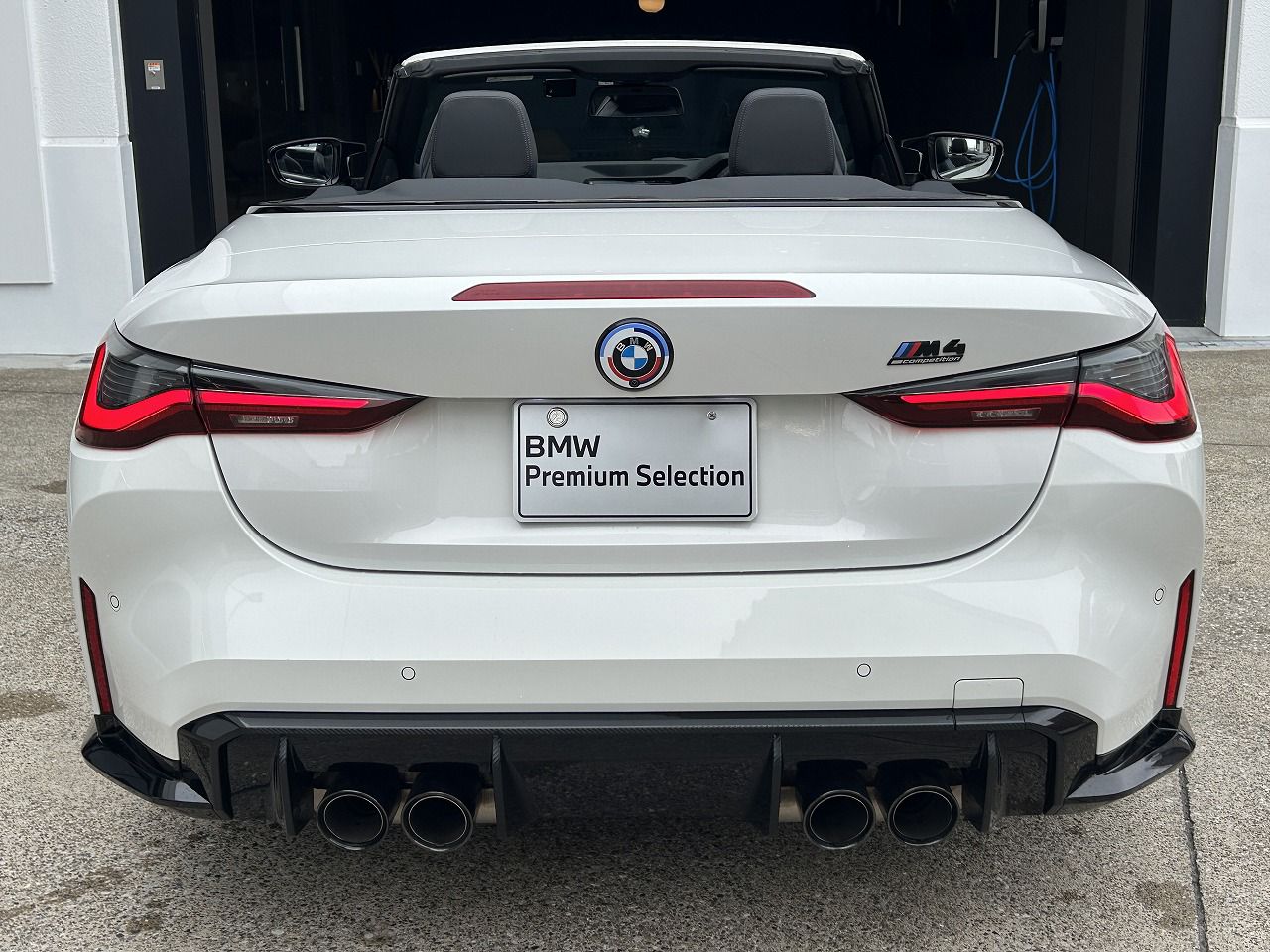 G83 M4 Competition M xDrive Competition RHD