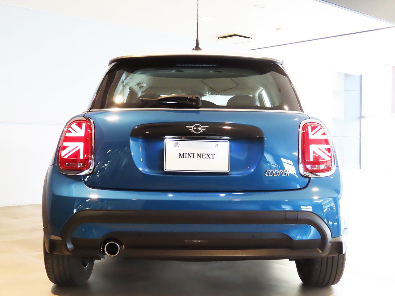 MINI Cooper F56 RHD