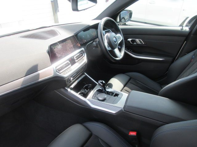 G20 318i Saloon RHD MX