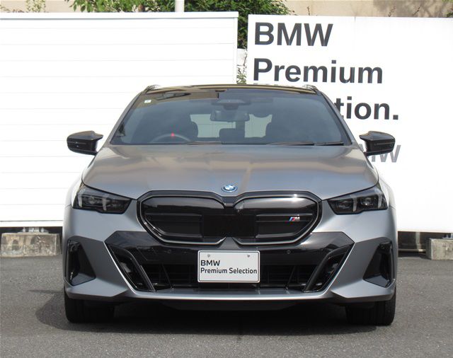 BMW i5 M60 xDrive ******* RHD