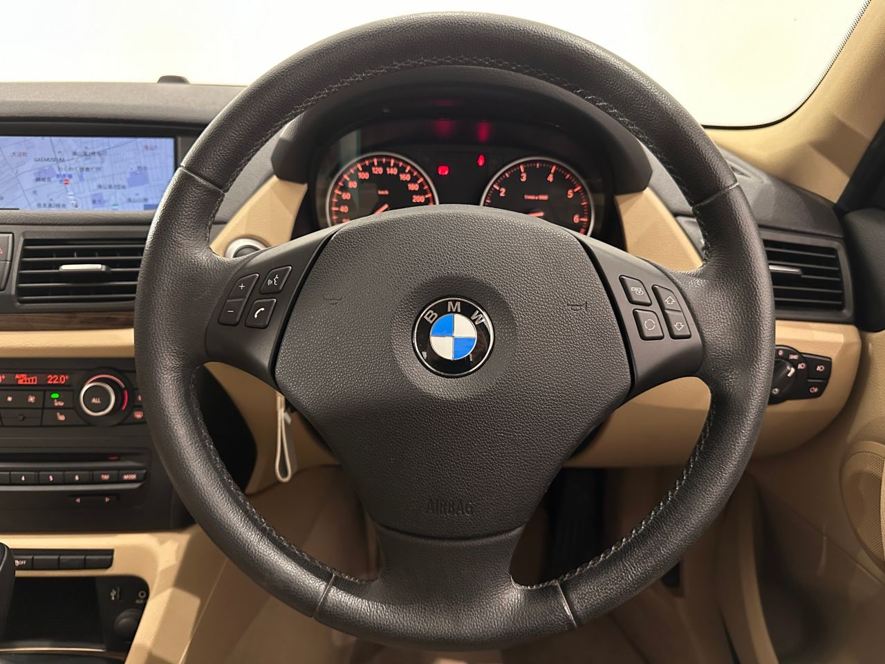 X1 SDRIVE18I RHD