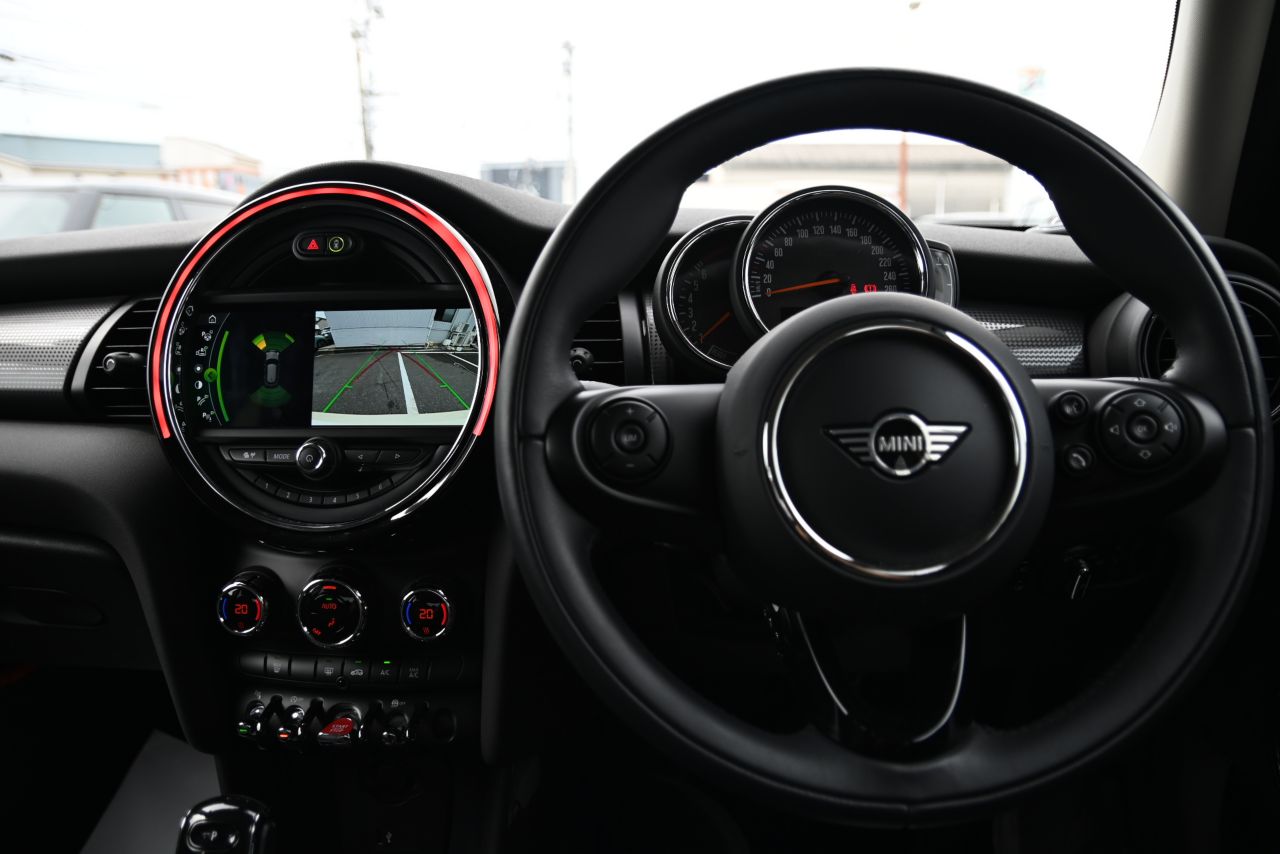 F55 MINI Cooper 5-Door Hatch LCI