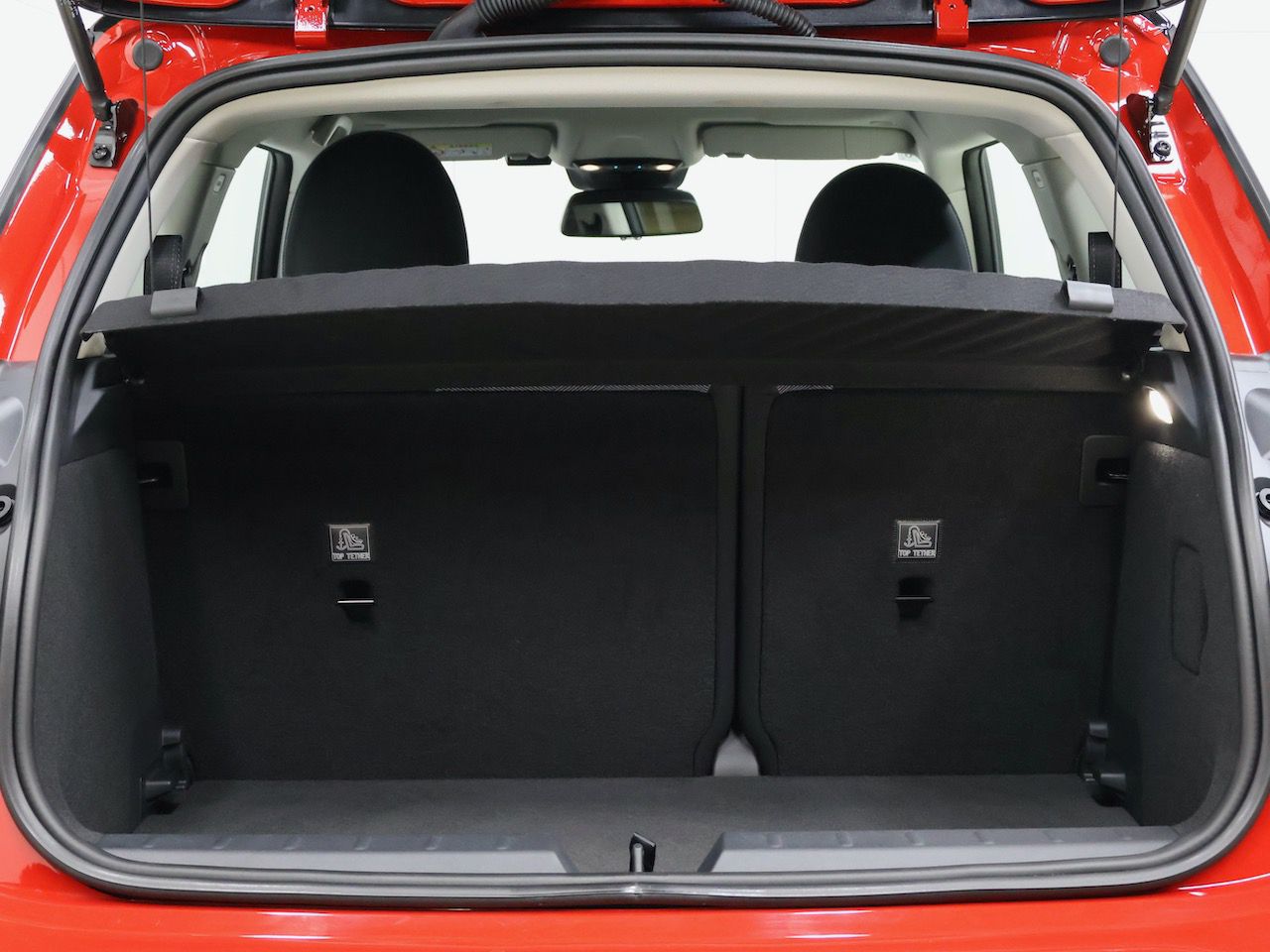J01 MINI Cooper E
