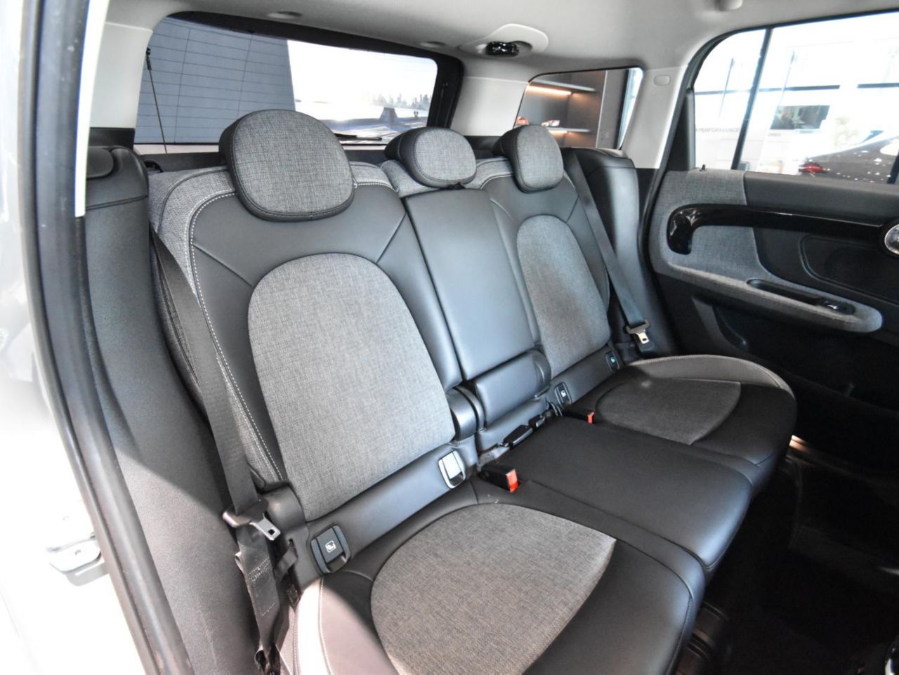 MINI CROSSOVER COOPER D ALL4