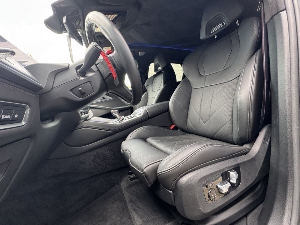 BMW XM