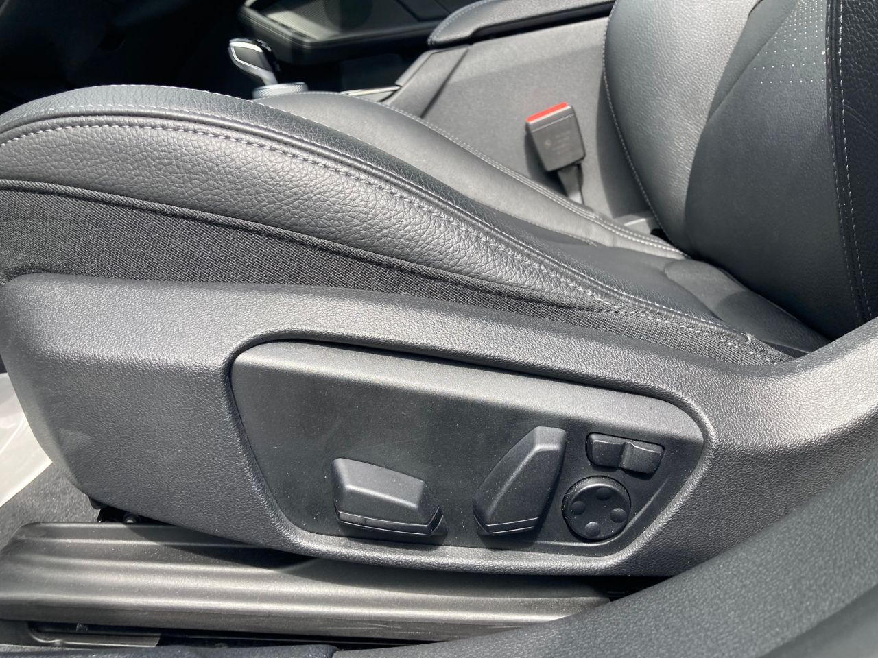 F40 M135i xDrive Sports Hatch 5-door B48 2.0i