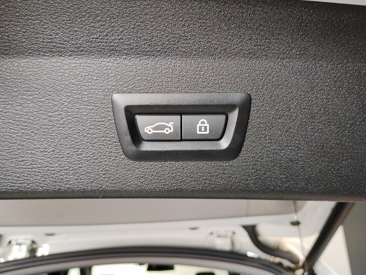 X1 sDrive18i RHD