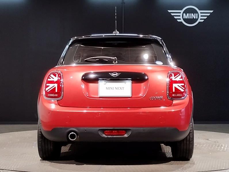 F55 MINI Cooper 5-Door Hatch LCI