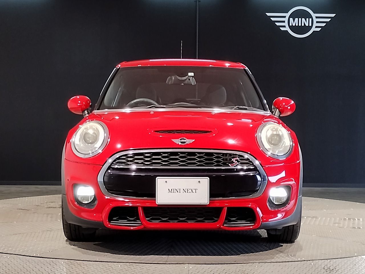 F55 COOPER S D(AT)