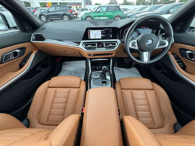 G20 320d xDrive RHD Saloon