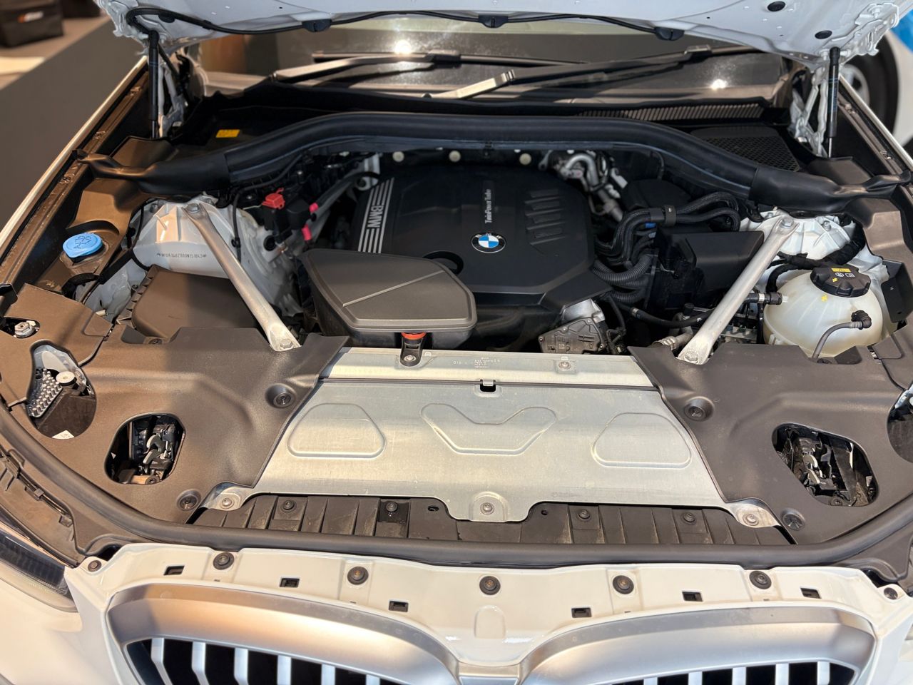 G01 X3 xDrive20d RHD ZA LCI