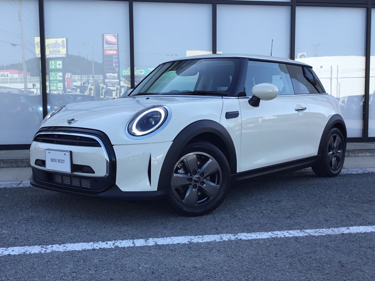 MINI Cooper F56 RHD