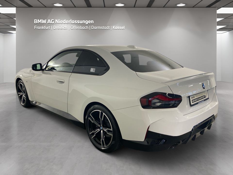 BMW 218
