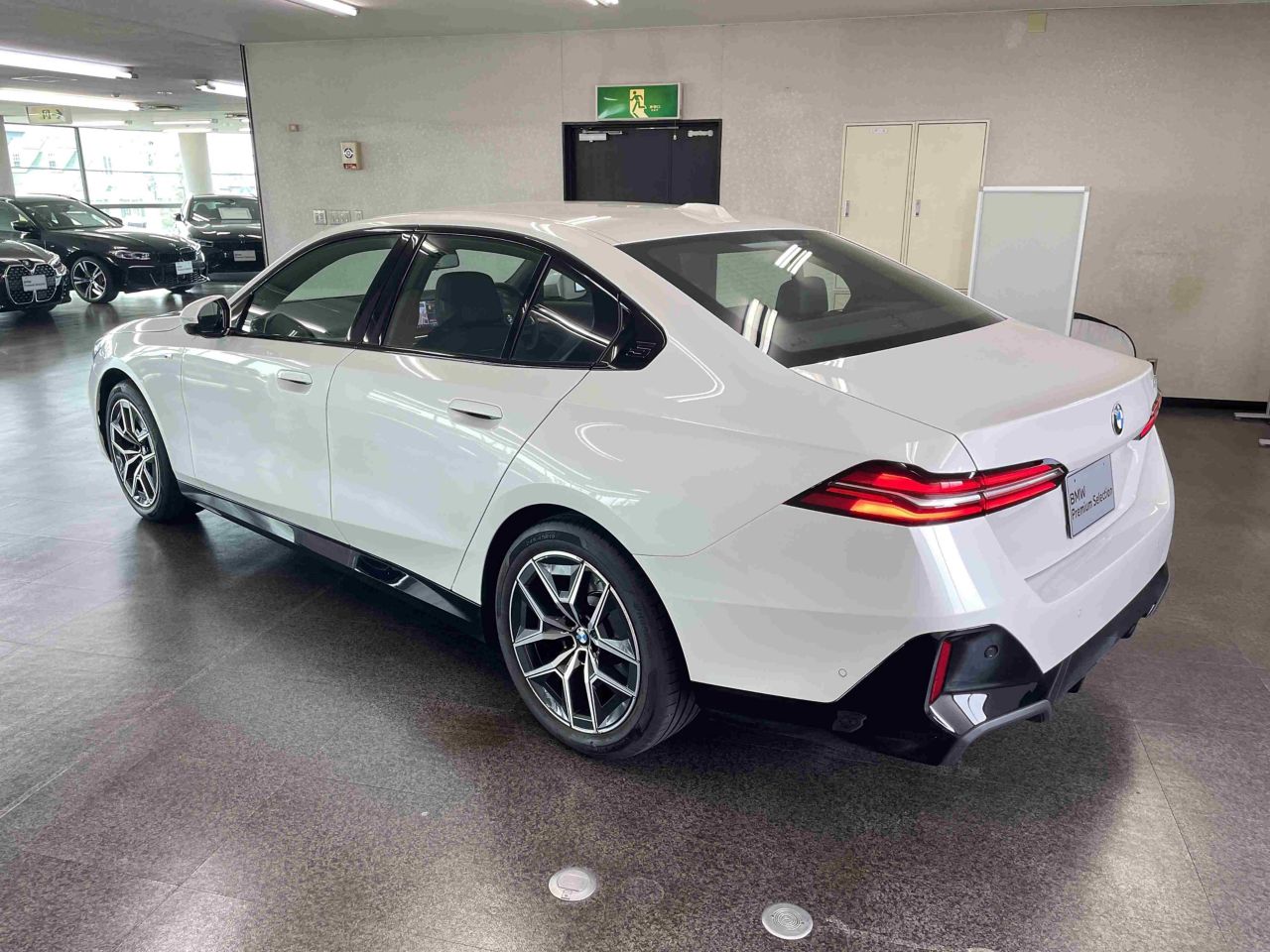 520i Sedan RHD