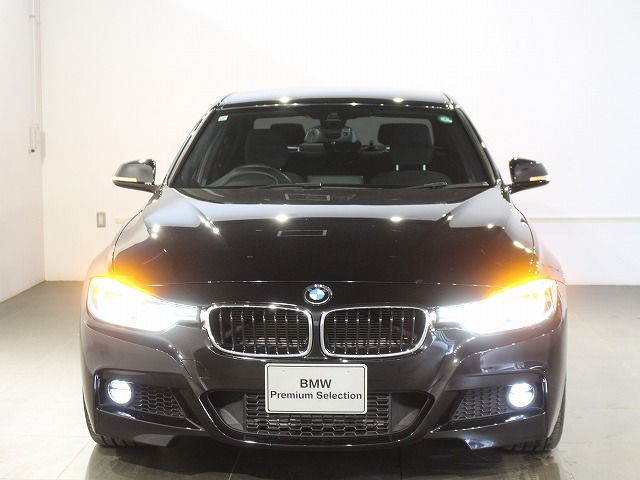 318I SEDAN RHD
